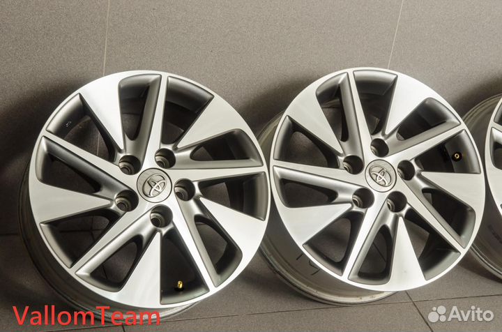 Лот KA6301 Оригинальные 16-е диски toyota