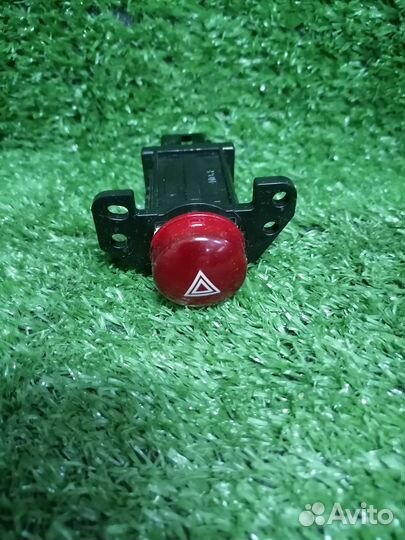 Кнопка аварийной сигнализации MR480871 Mitsubishi