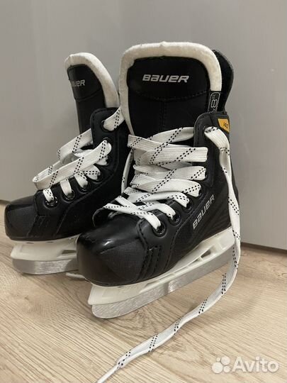 Хоккейные коньки bauer 26р