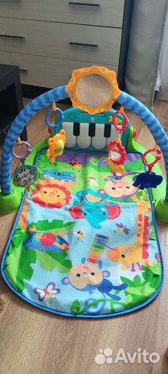 Развивающий коврик с пианино