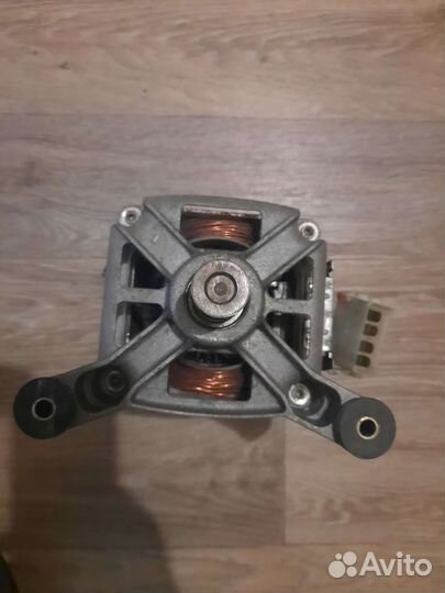 Двигатель от стиральной машинки ariston MCA 52/64