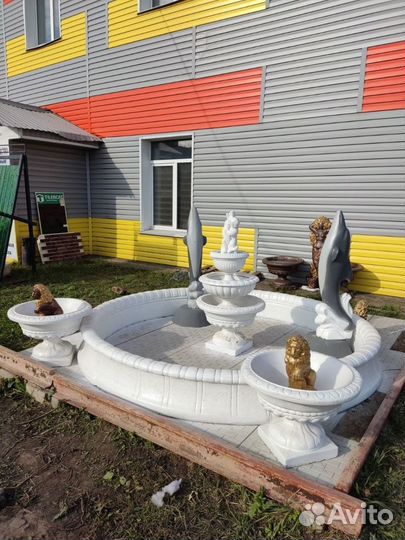 Вазоны уличные