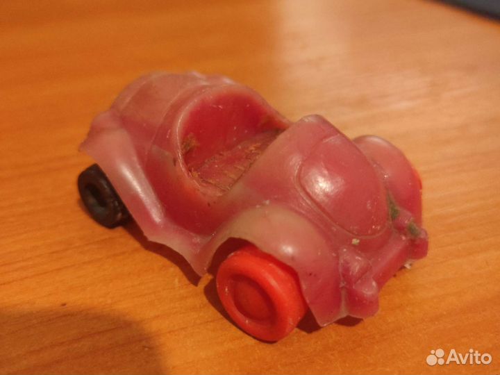 Ретро игрушка автомобиль