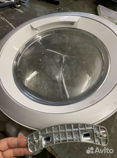 Люк на стиральную машину