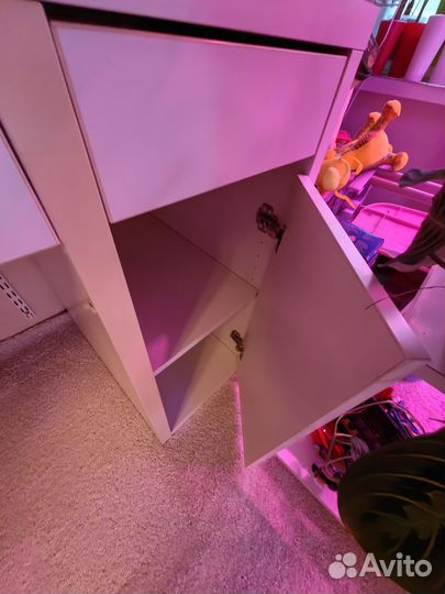 Компьютерный (письменный) стол