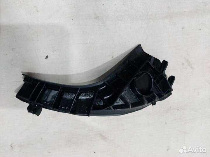 Накладка жабо Toyota Rav 4 XA30 3zrfae 2011