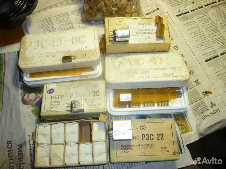 Радиолампы,радиодетали,реле,приборы времен СССР