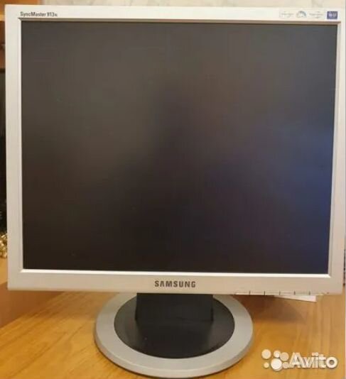 Монитор Samsung SyncMaster 913n, 19