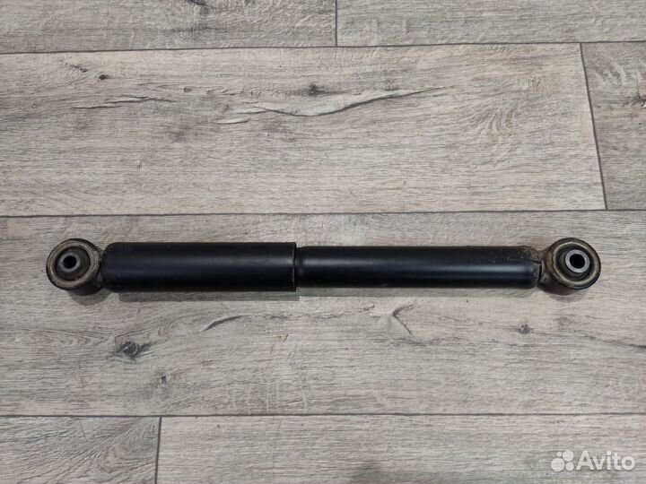 Амортизатор задний Transporter Транспортер