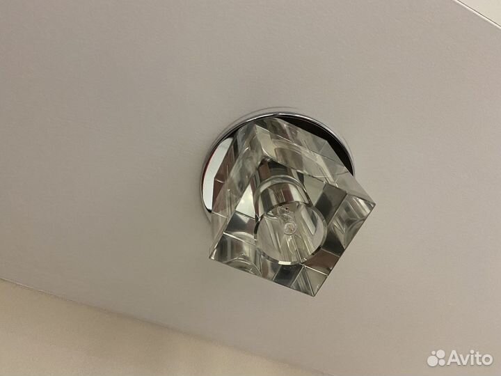 Светильник потолочный