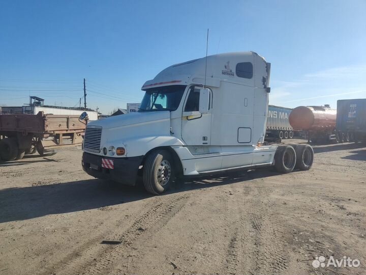 Freightliner Century с полуприцепом, 2003