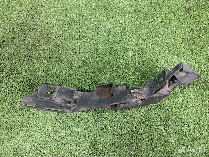 Крепление бампера переднее правое Bmw X3 E83