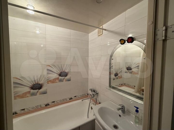 2-к. квартира, 60 м², 8/10 эт.