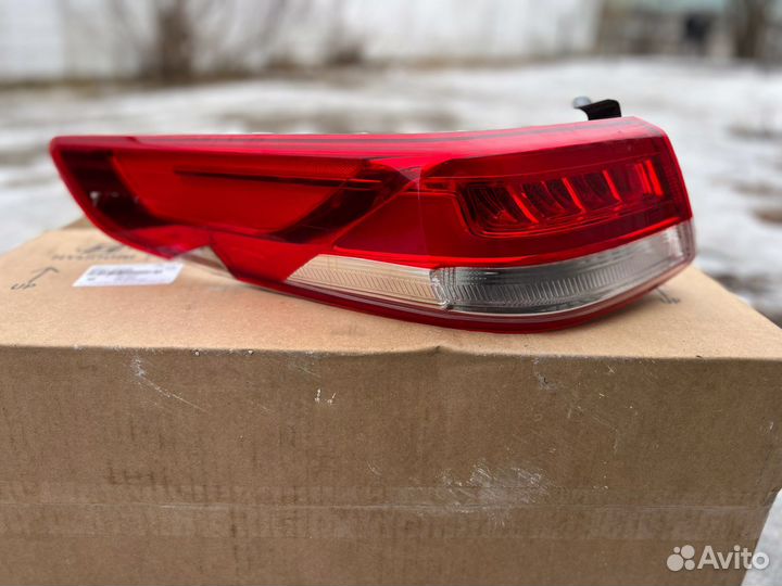 Задний левый диодный фонарь Киа Оптима