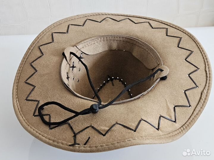 Шляпа мужская в ковбойском стиле