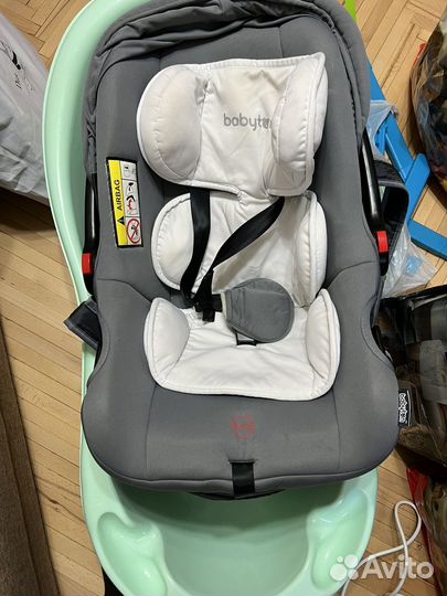 Ванночка для купания, переноска для малыша