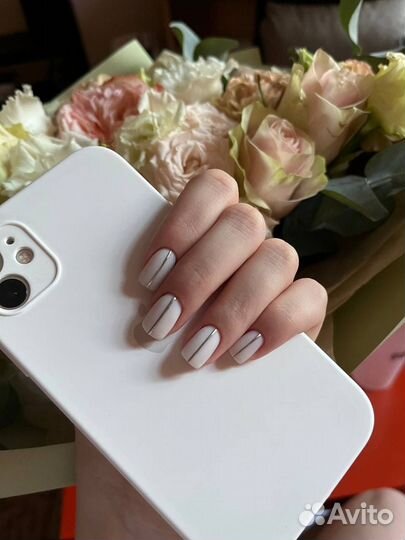 Маникюр с покрытием / наращивание ногтей