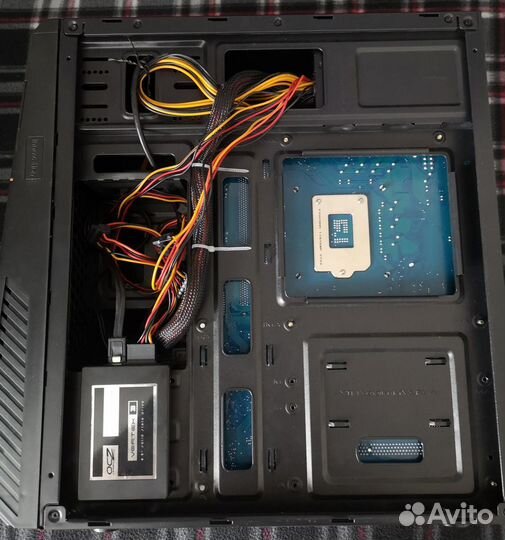 Системный блок i7 (Xeon) / 8Gb / SSD 120Gb