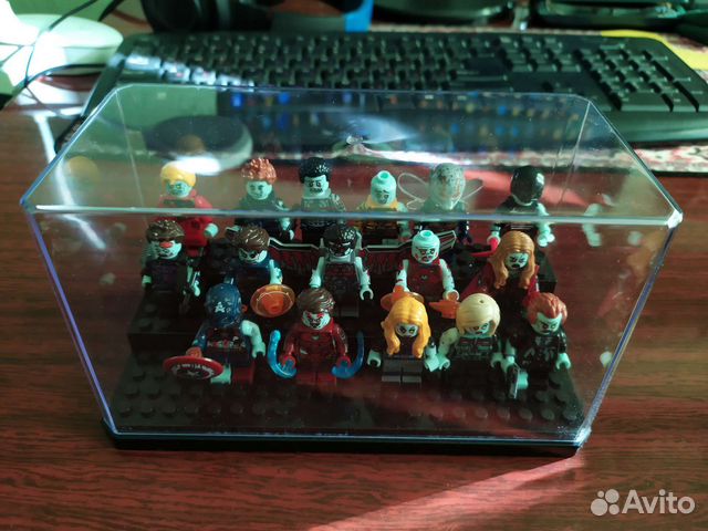 Lego минифигурки Marvel