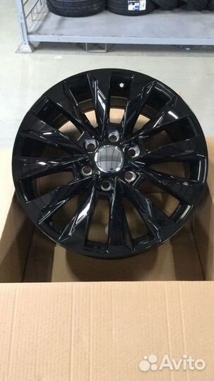 Диски R20 FR replica TY5558 для Toyota LC300