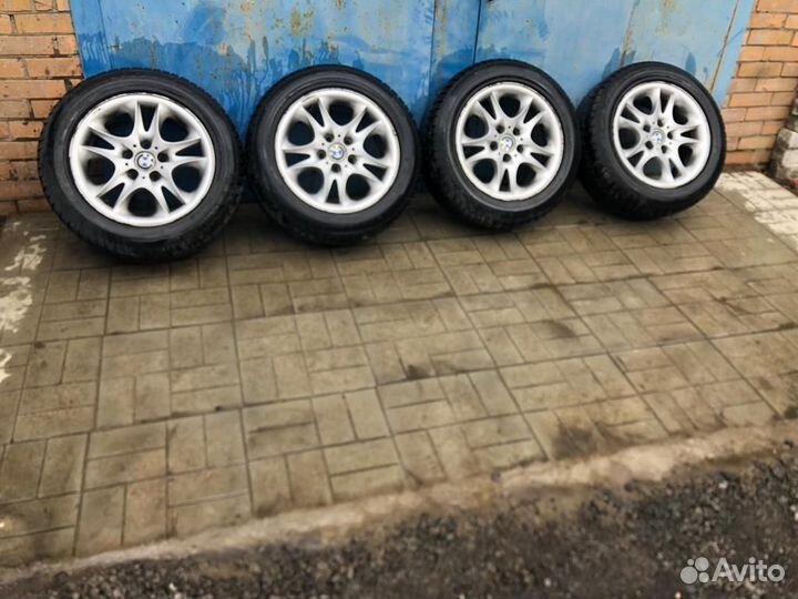 Pirelli Sottozero Winter 240 235/55 R17