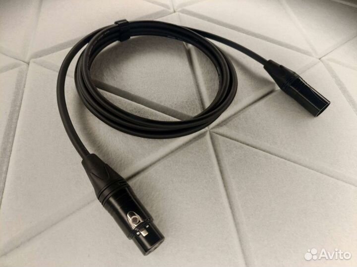 Xlr штекер на Xlr гнездо mogami 2582