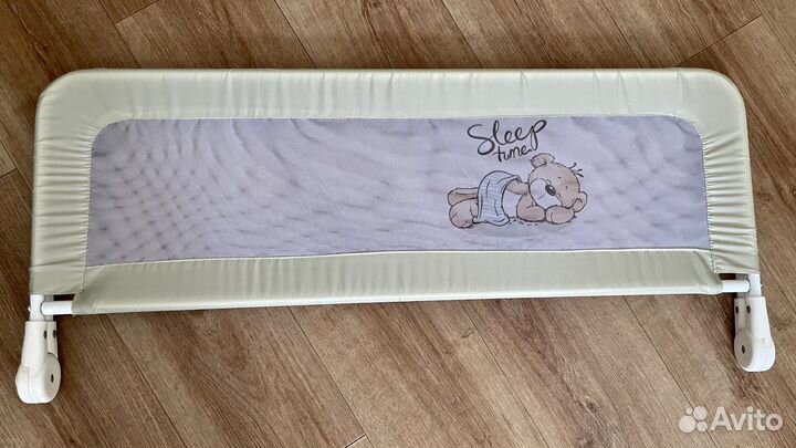 Бортик на кровать