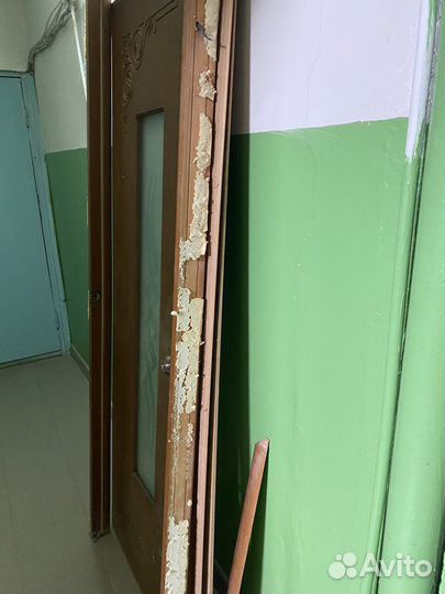 Дверь 70*200 с коробкой б/у