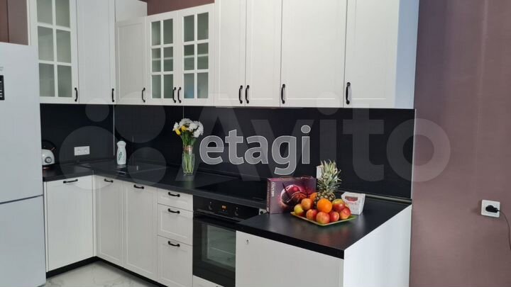 2-к. квартира, 56 м², 1/6 эт.