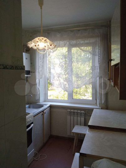 2-к. квартира, 47 м², 3/5 эт.