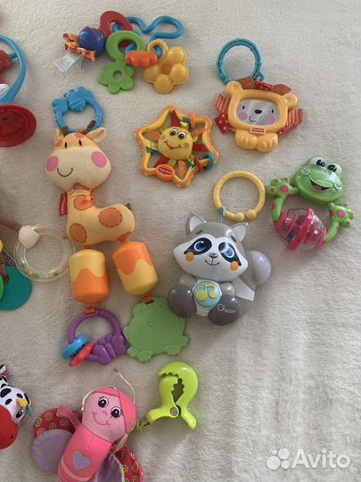 Игрушки на детскую кроватку, коляску