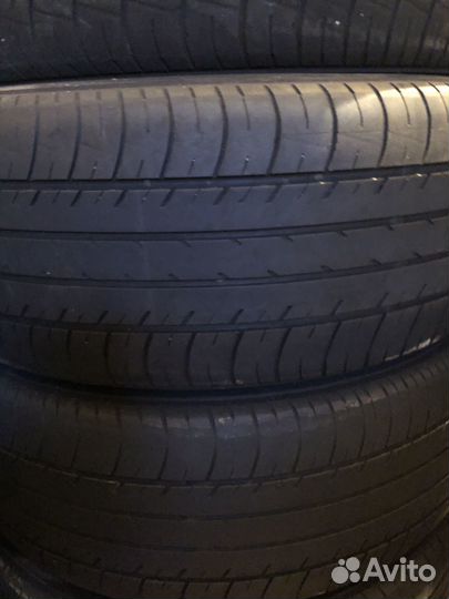 Yokohama dB Decibel E70 215/55 R17