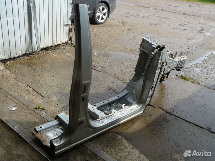 Четверть кузова правая для Nissan X-Trail T31 2008