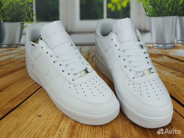 Кроссовки Nike Air Force 1 '07 стиля и комфорта