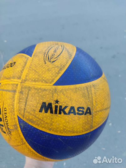 Вылейбольный мяч