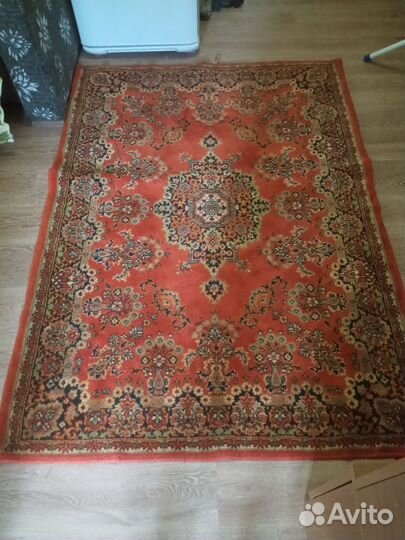 Ковер шерстяной