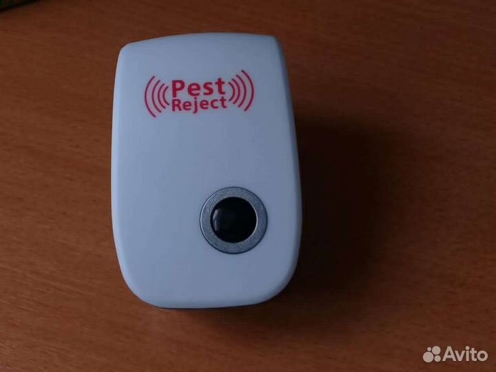 Устройство для борьбы с вредителями