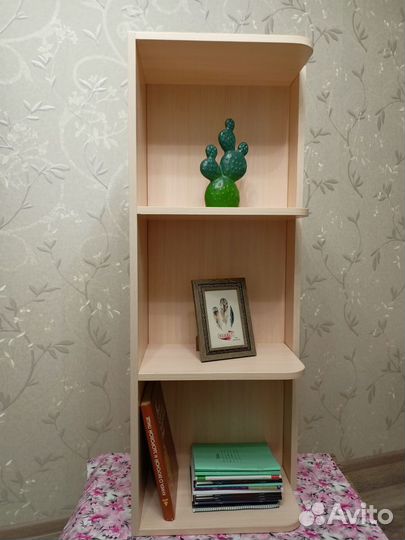 Полка навесная угловая