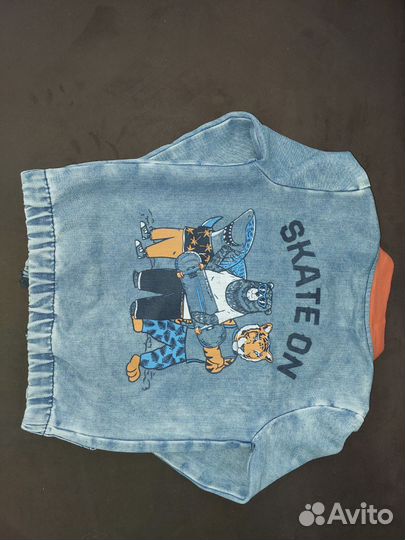 Джинсовая куртка