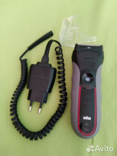 Бритва электрическая Braun модель 320s-4 б/у