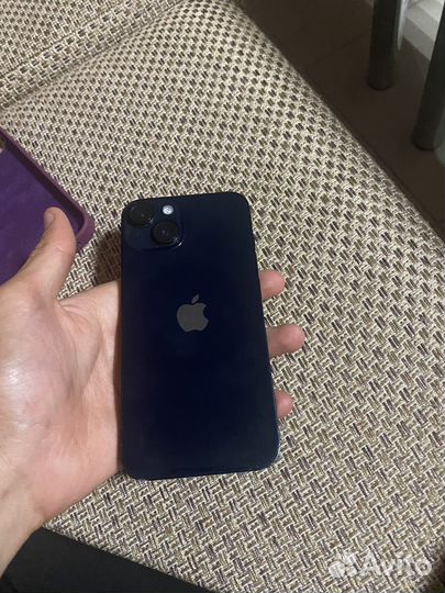 Телефон iPhone 14