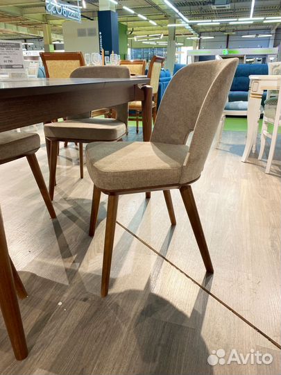 Большой выбор стульев