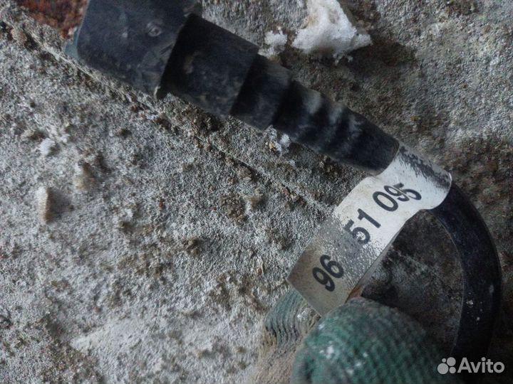 Топливная трубка Daewoo Leganza 2001