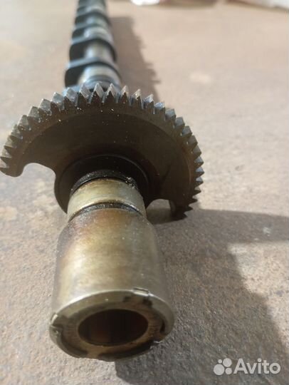 Вал подъема клапанов ep6