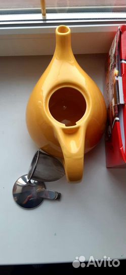 Заварочный чайник с ситом