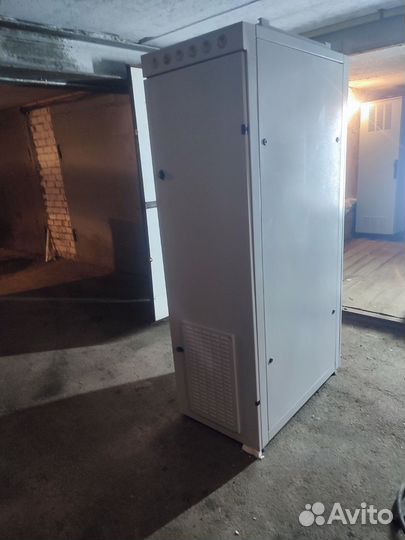 Шкаф серверный