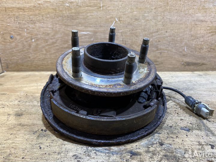 Ступица задняя левая Opel Antara