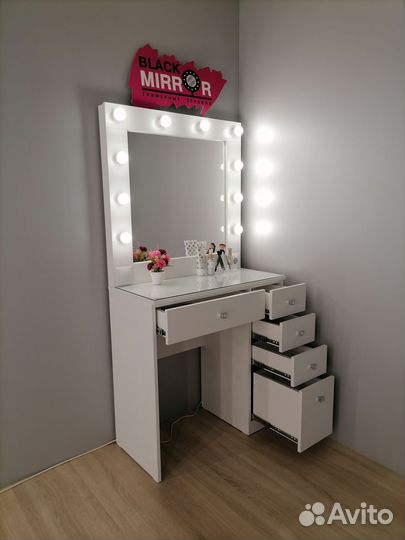 Макияжный стол белый с 5 ящиками и зеркалом