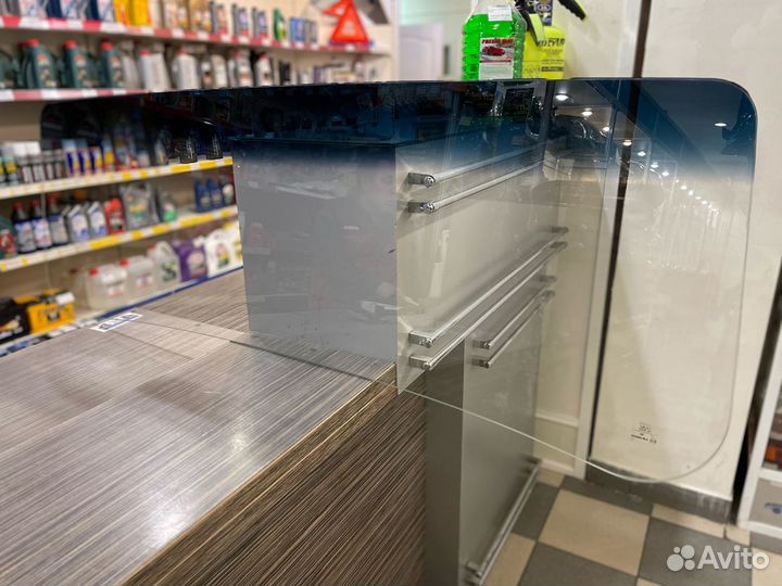 Стекло ветровое УАЗ -469 Хантер с полосой