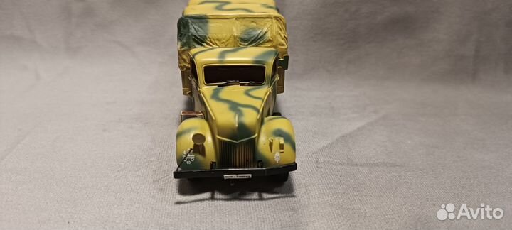 Модель автомобиля Ford V3000S Ручная работа 1/43
